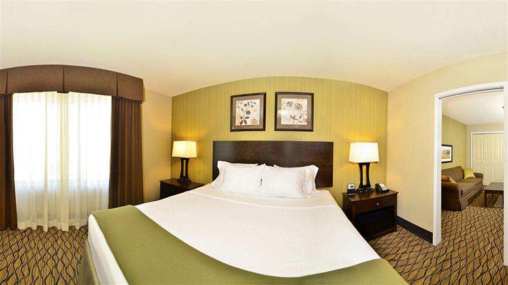 Holiday Inn Express & Suites - Williston By Ihg Εξωτερικό φωτογραφία