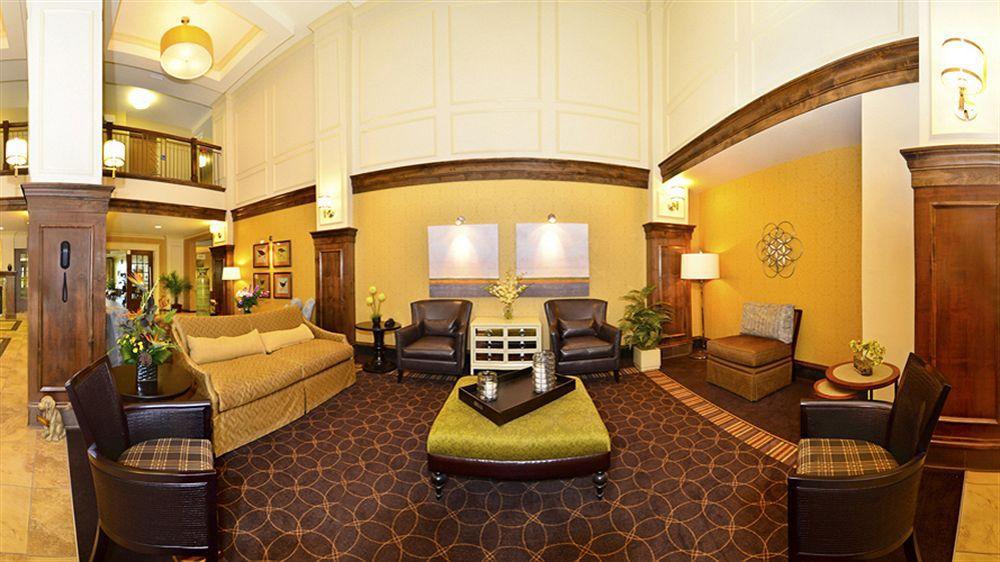 Holiday Inn Express & Suites - Williston By Ihg Εξωτερικό φωτογραφία