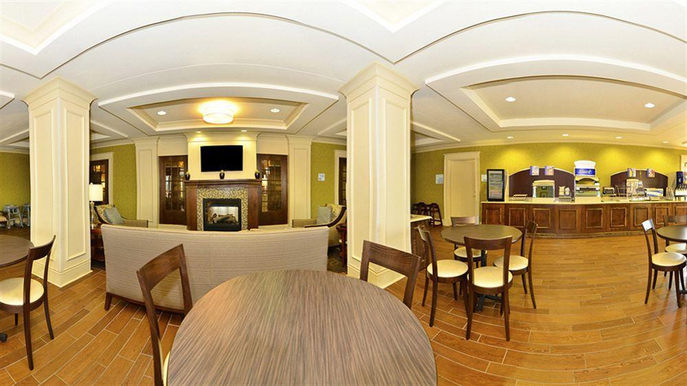 Holiday Inn Express & Suites - Williston By Ihg Εξωτερικό φωτογραφία