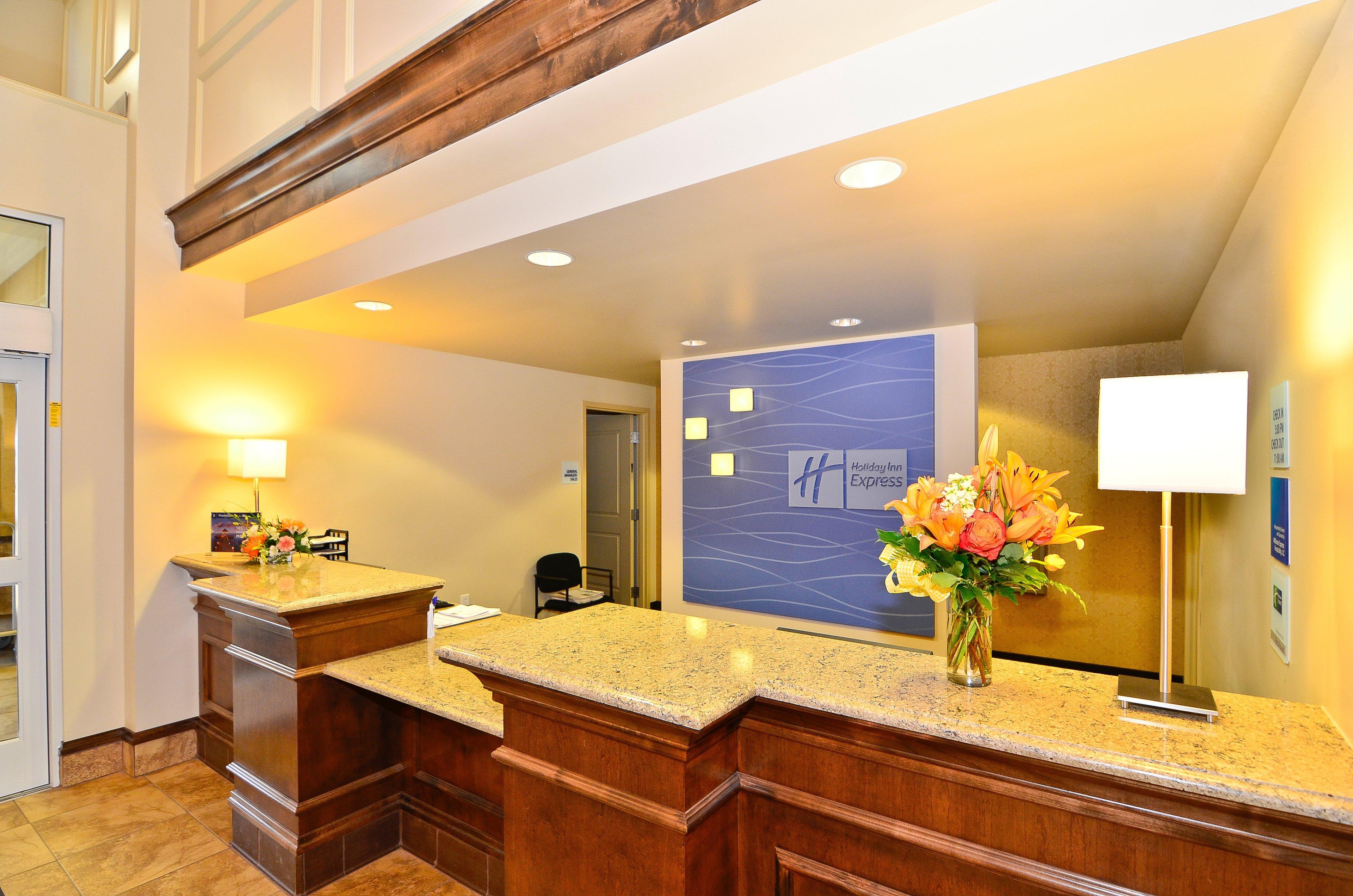 Holiday Inn Express & Suites - Williston By Ihg Εξωτερικό φωτογραφία
