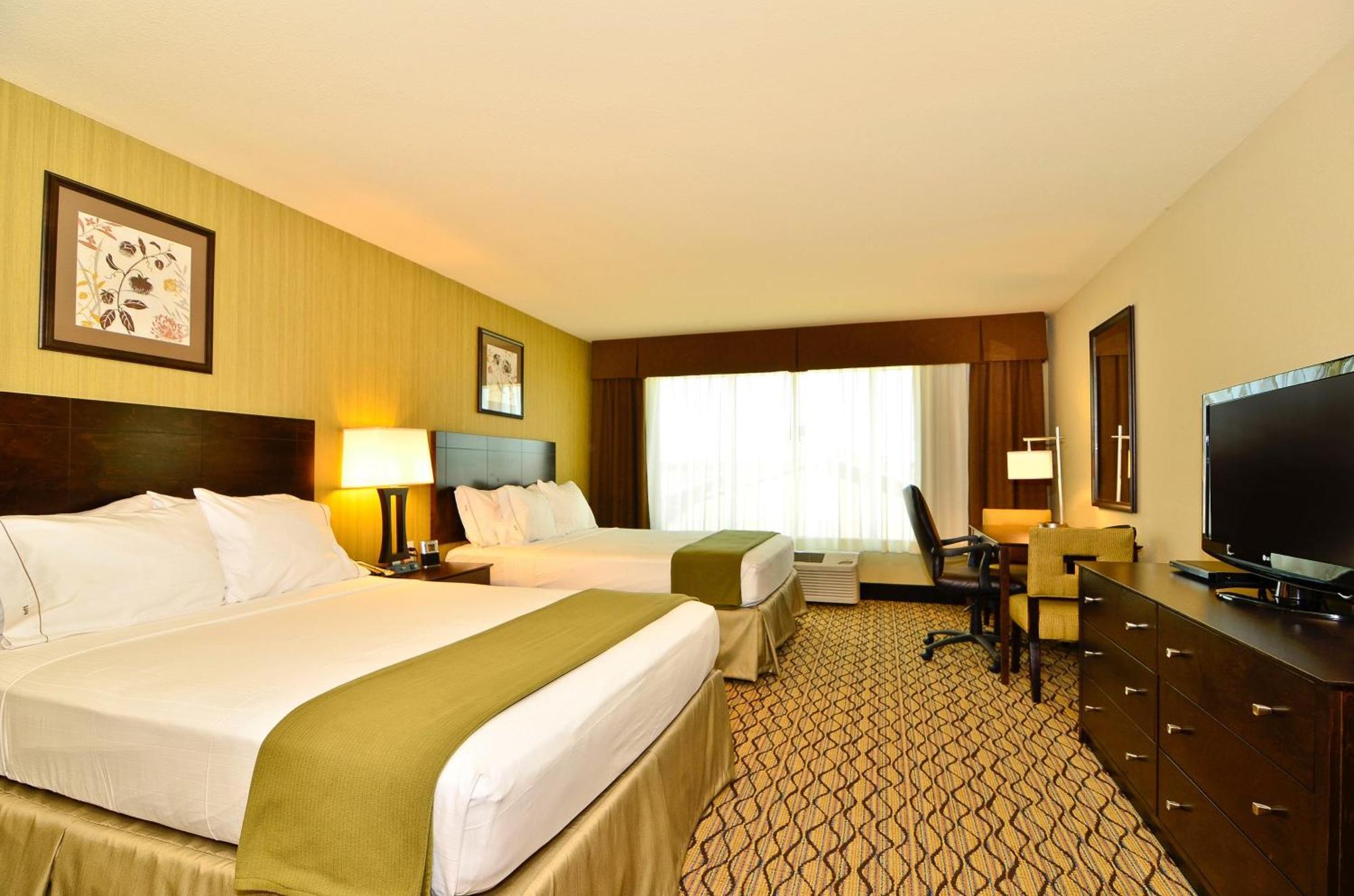 Holiday Inn Express & Suites - Williston By Ihg Εξωτερικό φωτογραφία
